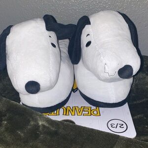 Peanuts Black and White Kids Slippers